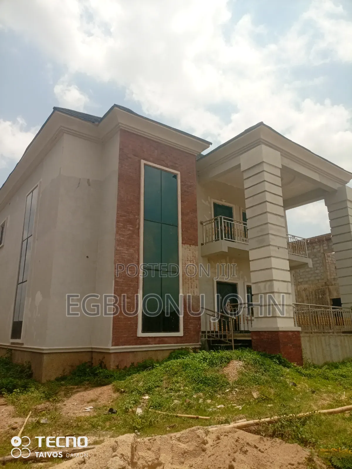 5bdrm Duplex in Sabon Lugbe for sale in Sabon Lugbe