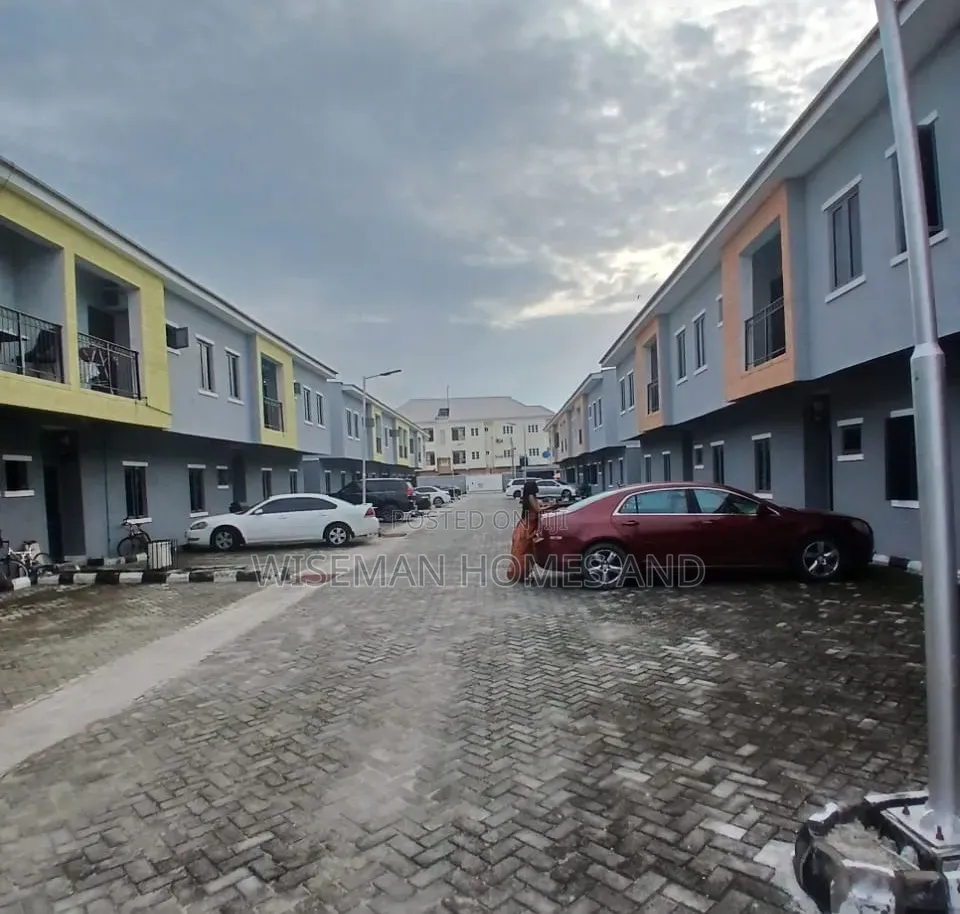 3bdrm Duplex in Sangotedo Eti-Osa for rent in Sangotedo