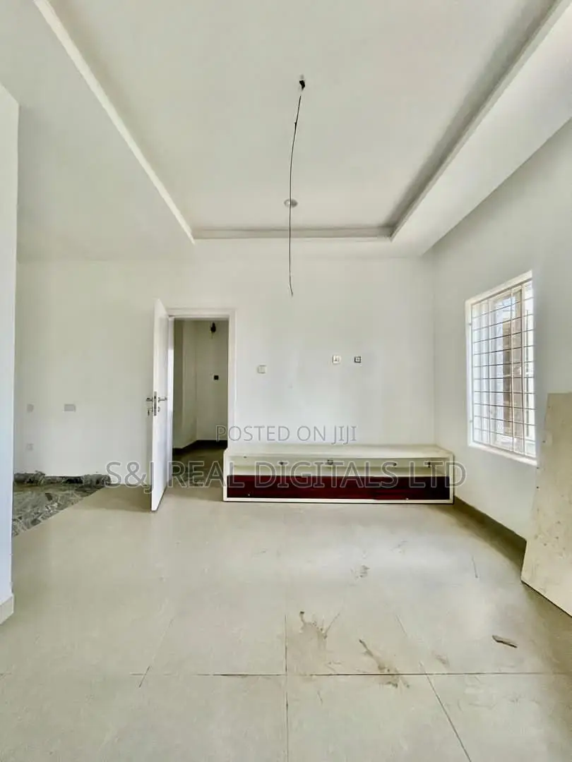 4bdrm Duplex in Jahi for sale in Jahi