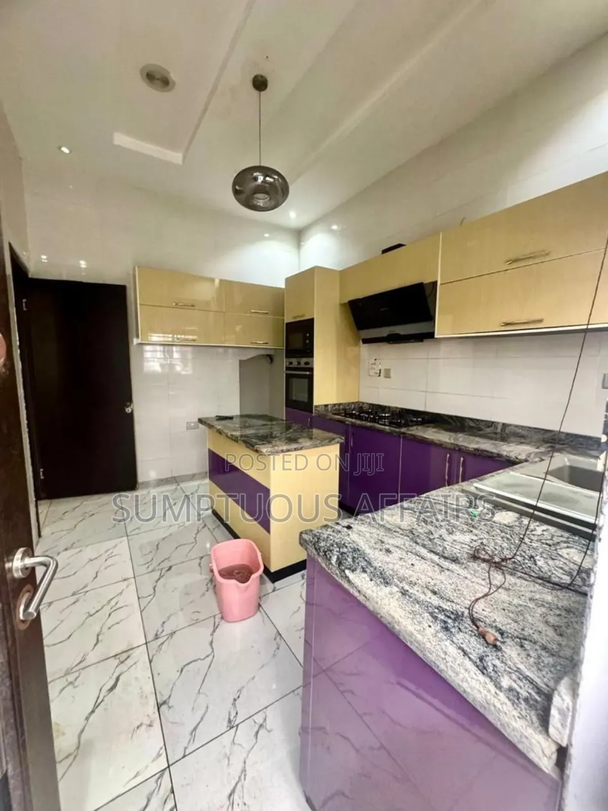 1bdrm Shared Apartment in Grace Court, Lekki for rent in Lekki