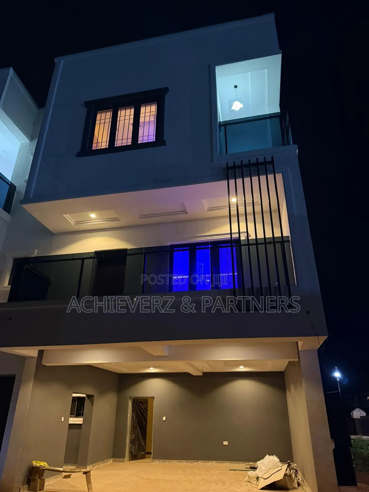 3bdrm Penthouse in Guzape District for sale in Guzape District