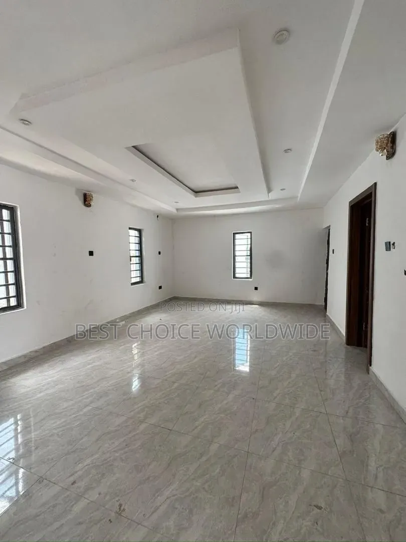 4bdrm Duplex in Onikoko Close, Bodija for rent in Bodija
