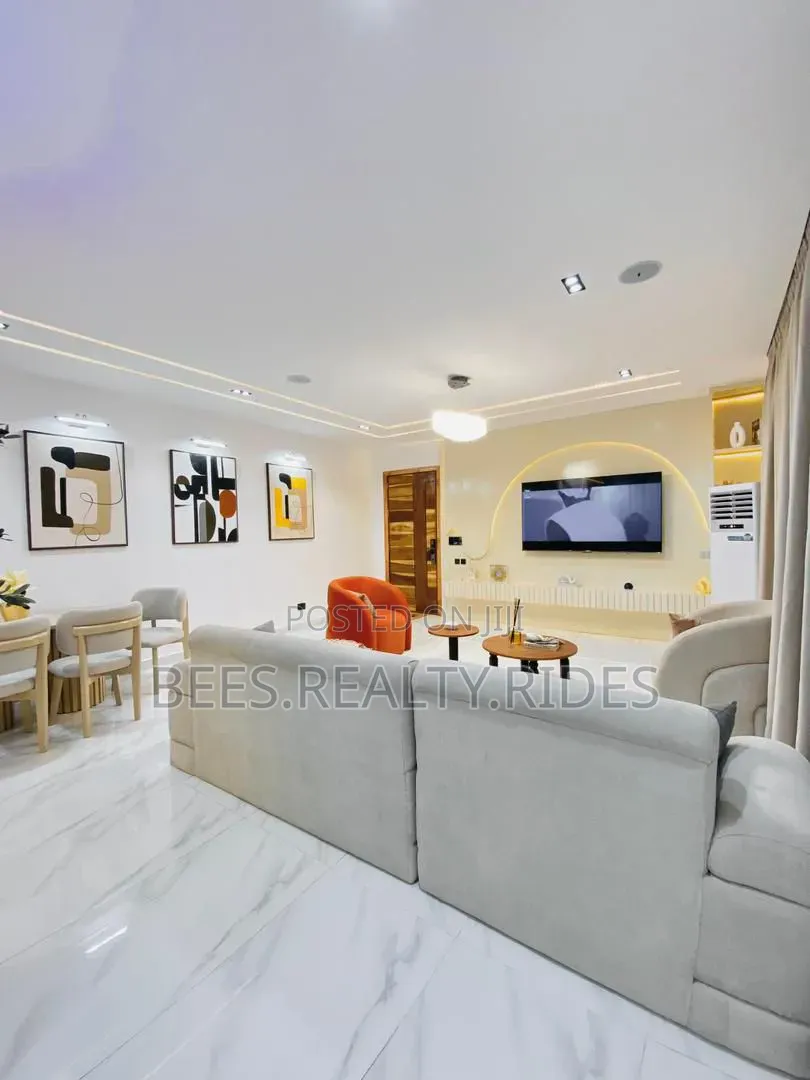 Alexa 2 Bedroom Apartment With A Swimming Pool Gym in Lekki Phase 1
