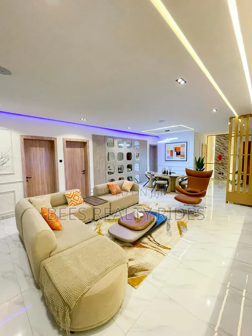 Alexa 2 Bedroom Apartment With a Pool, Gym and a Balcony in Lekki Phase 1