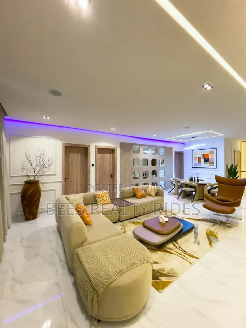 Alexa 2 Bedroom Apartment With a Pool, Gym and a Balcony in Lekki Phase 1