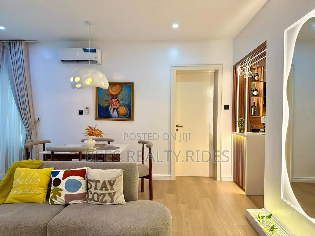 Brand New 1 Bedroom With a Pool, Ps5, Balcony a Washing Machine in Lekki Phase 1