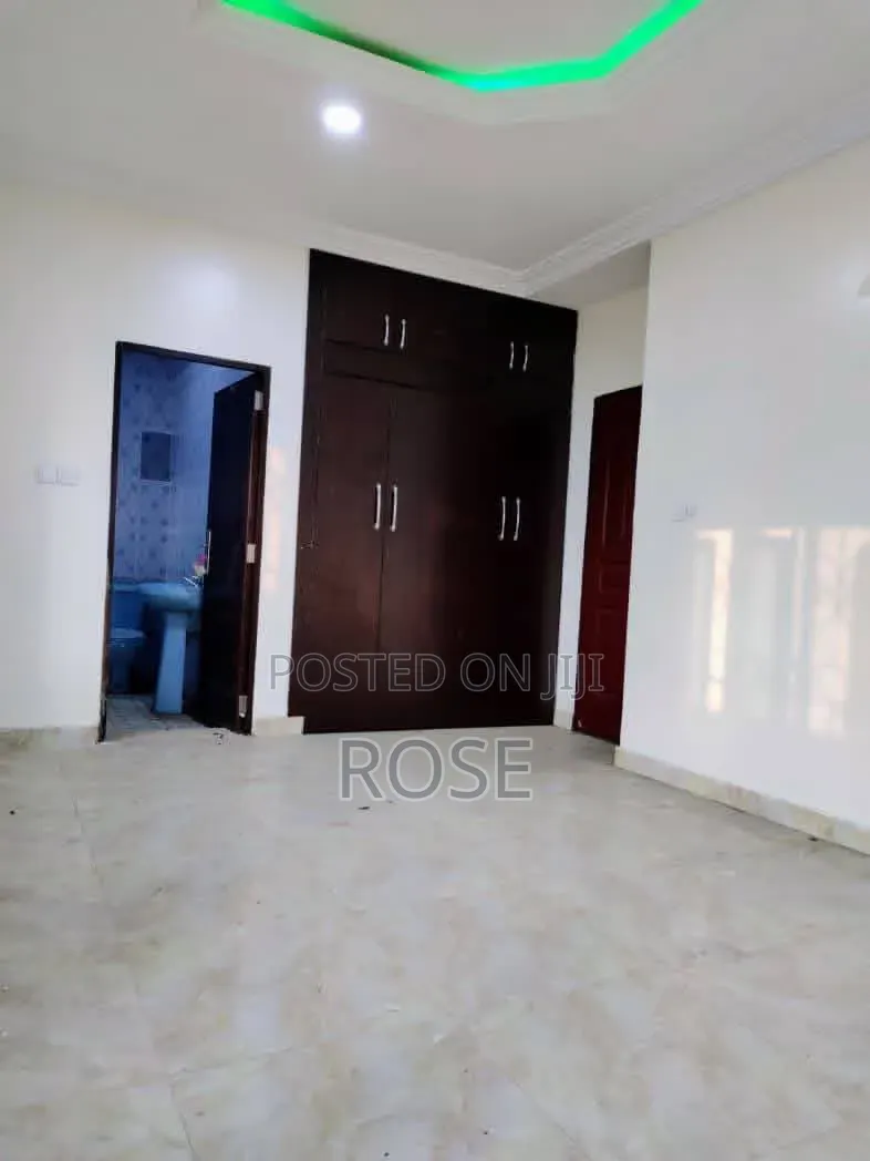 2bdrm Apartment in Akwa Ima Estate, Uyo for rent in Uyo