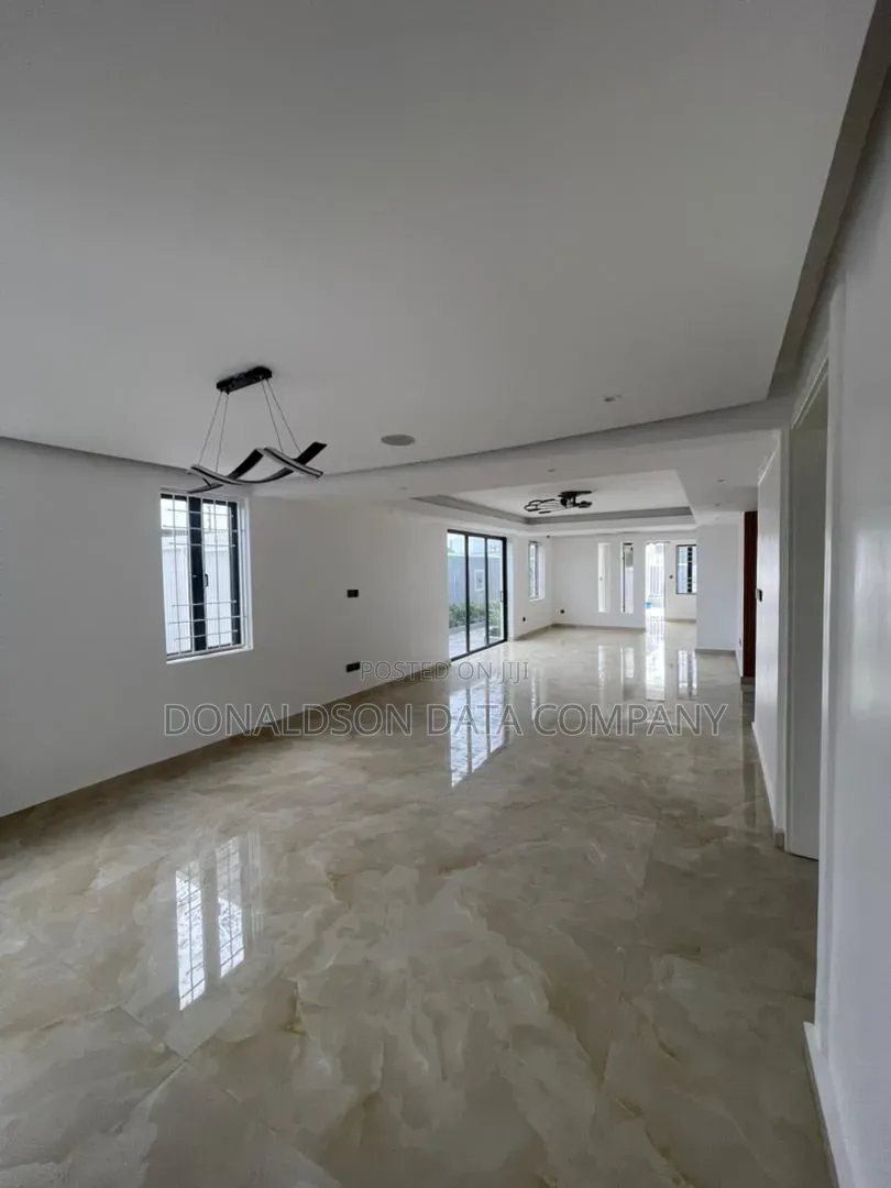 4bdrm Duplex in Daddy Savage, Fagba for sale in Fagba