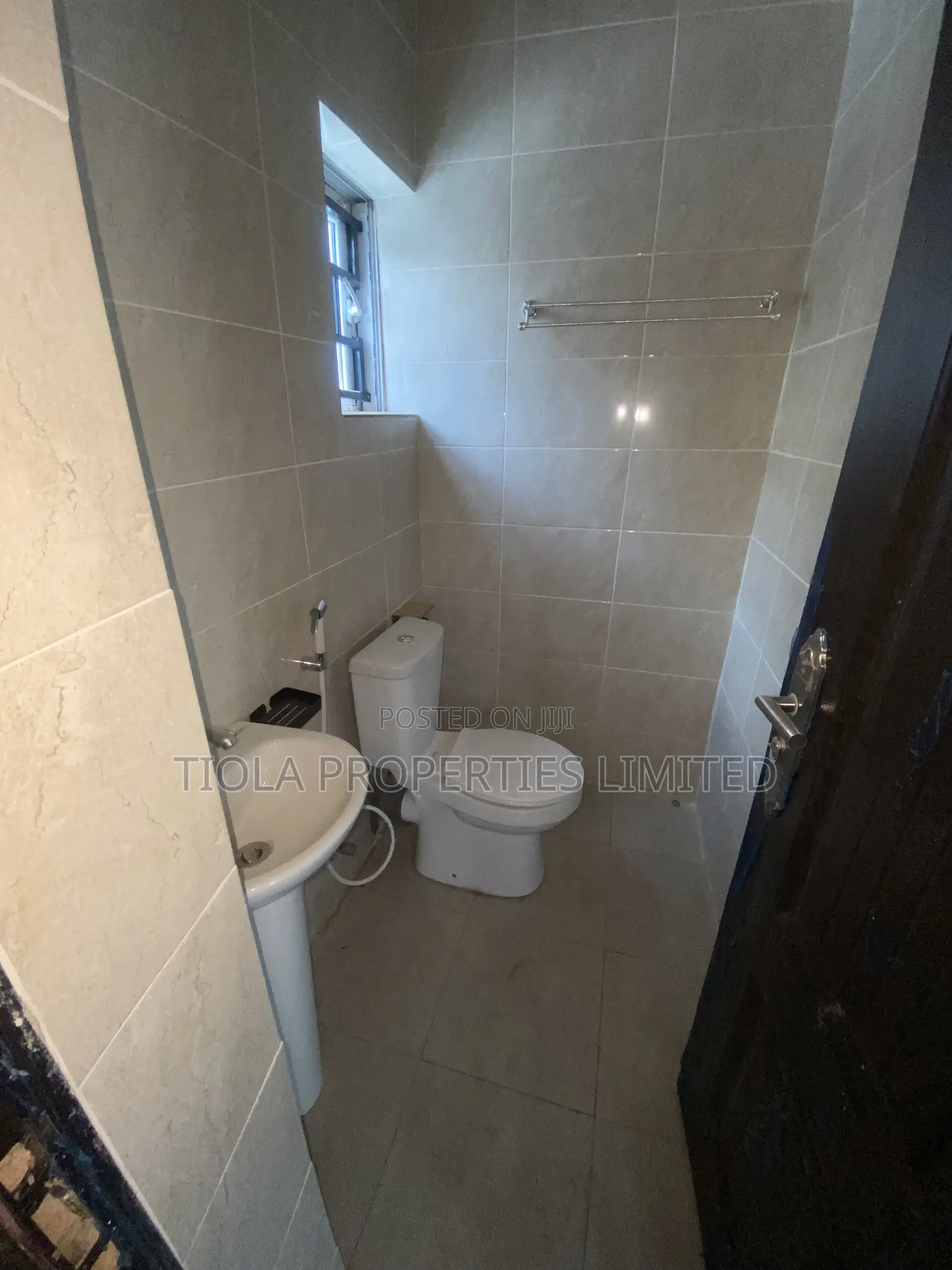 4bdrm Duplex in Oilspring Estate, Sabon Lugbe for rent in Sabon Lugbe