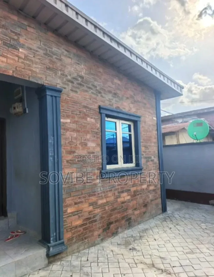 Furnished 1bdrm Bungalow in Alapere Oshogun for rent in Ketu-Alapere