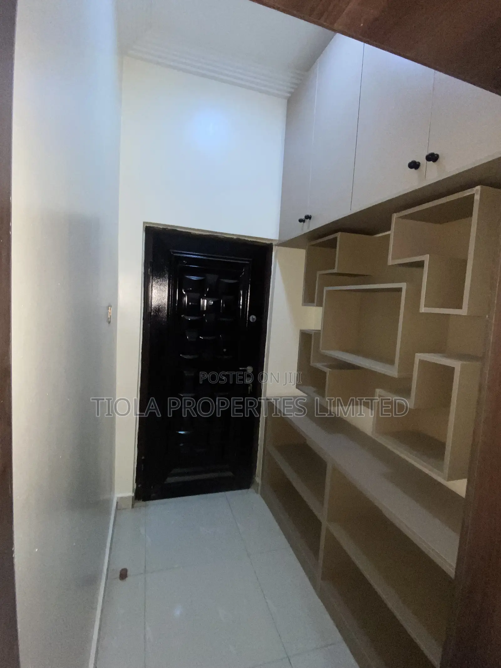 6bdrm Duplex in Tianvian (Prime, Sabon Lugbe for sale in Sabon Lugbe