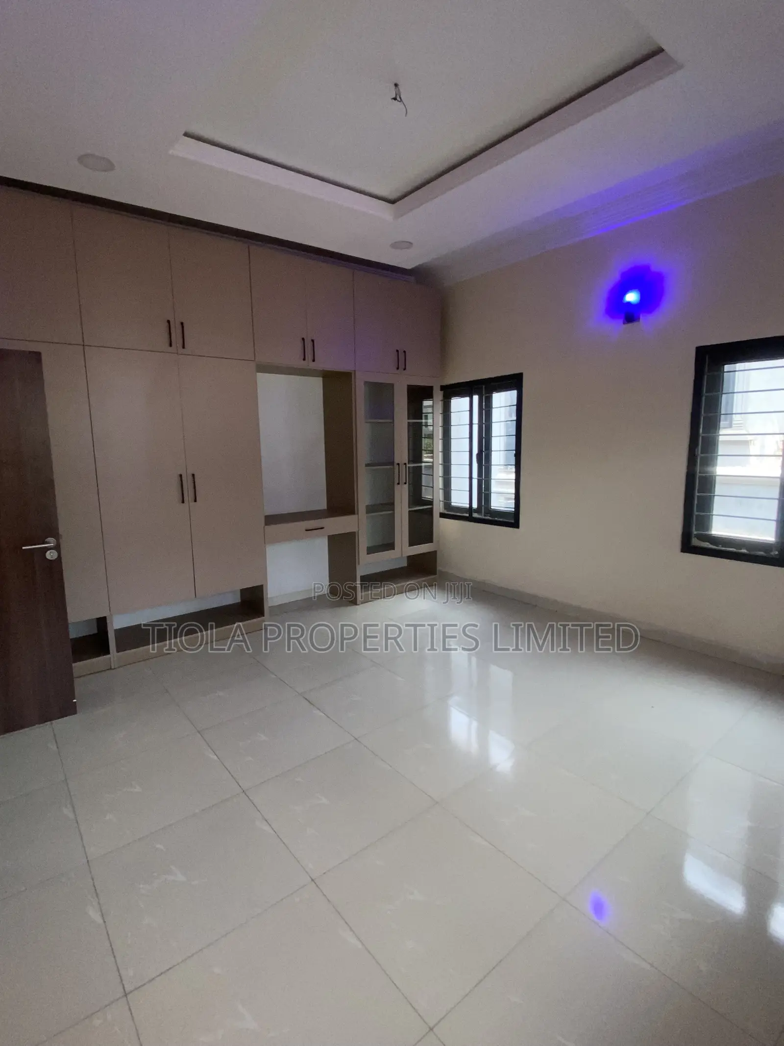 6bdrm Duplex in Tianvian (Prime, Sabon Lugbe for sale in Sabon Lugbe
