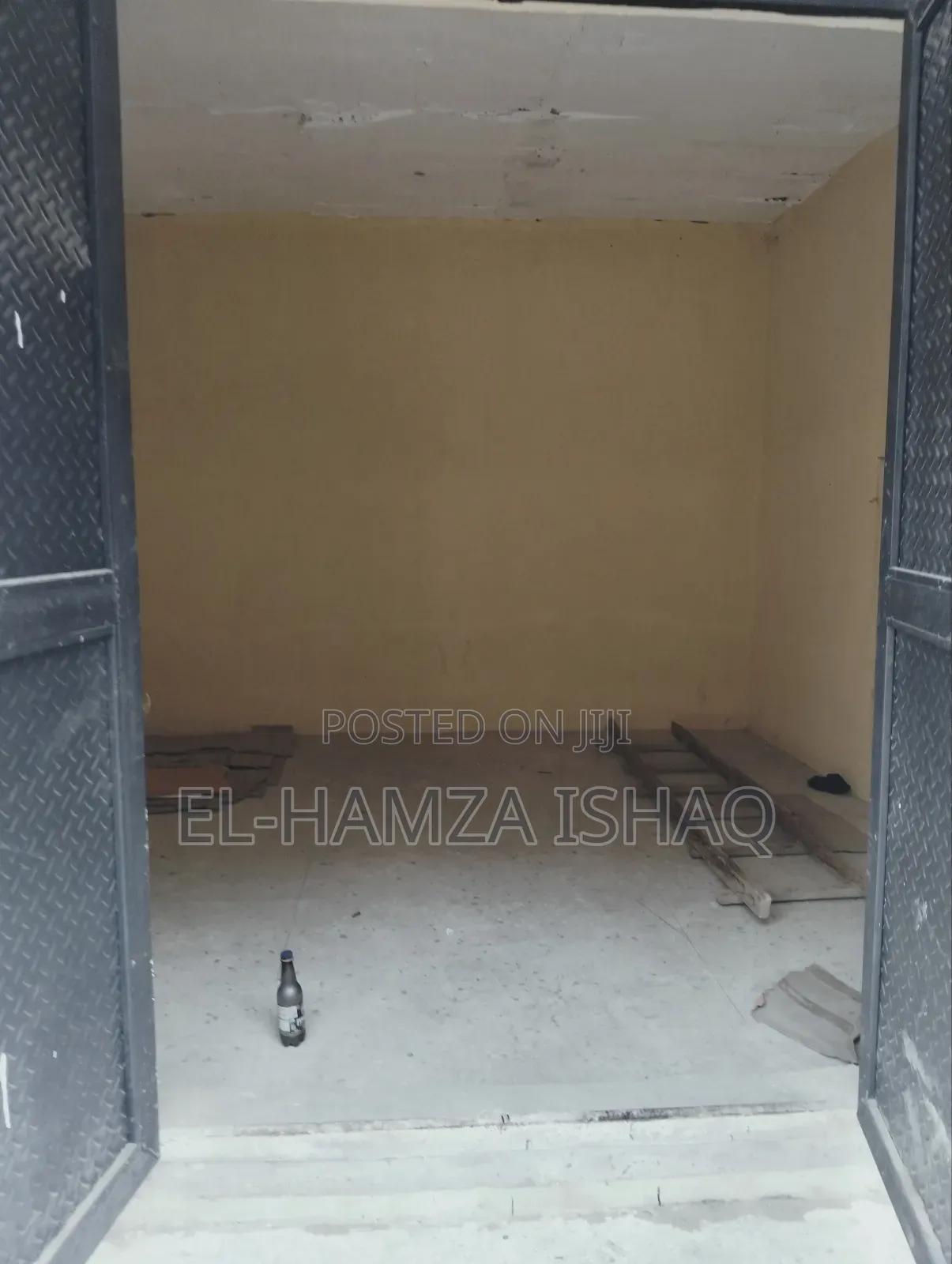 Shops for Rent in Lugbe District