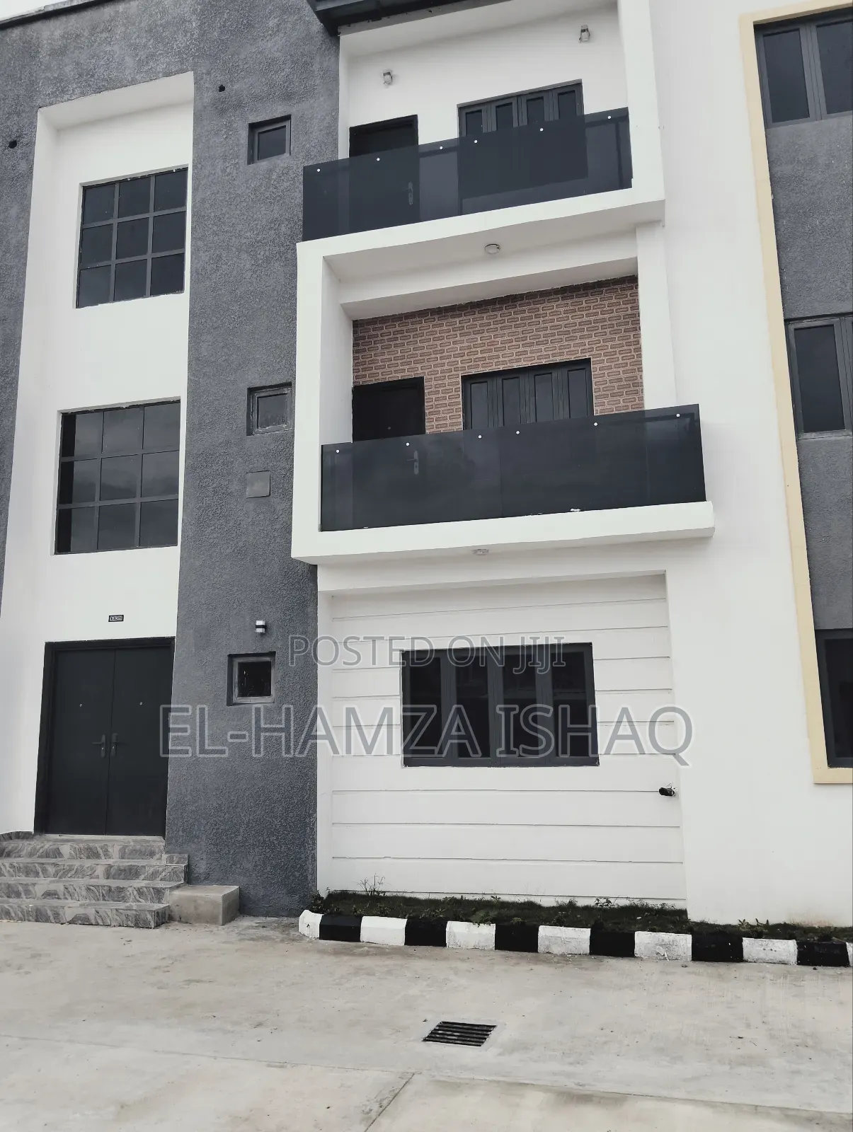 3bdrm Block of Flats in Aco Amac, Lugbe District for rent in Lugbe District