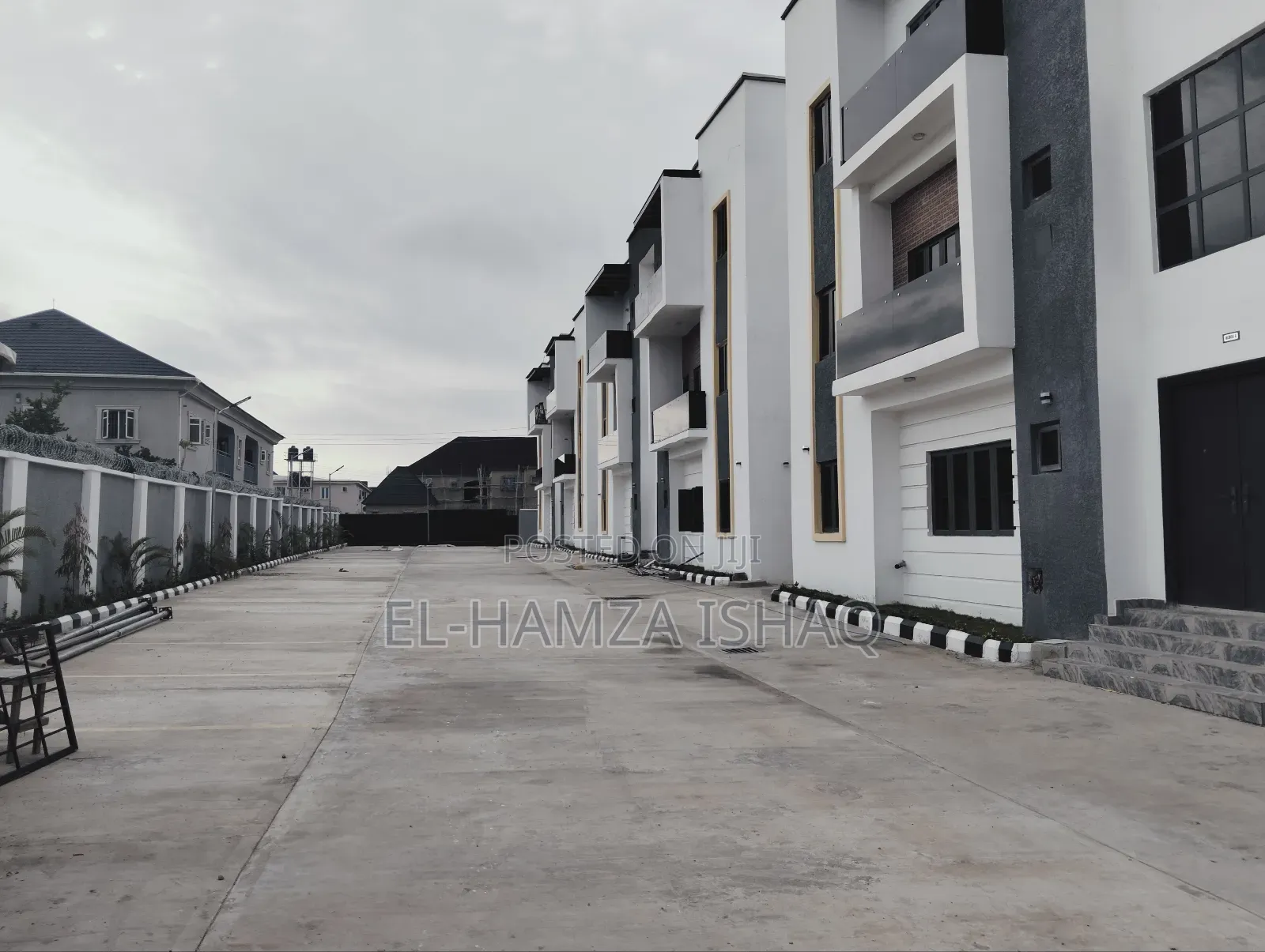 3bdrm Block of Flats in Aco Amac, Lugbe District for rent in Lugbe District