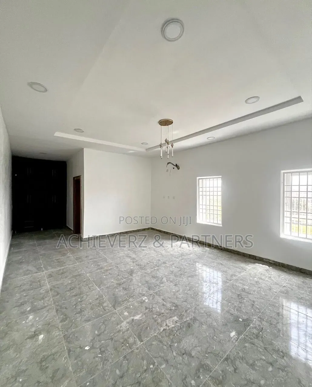 5bdrm Duplex in Guzape District for sale in Guzape District