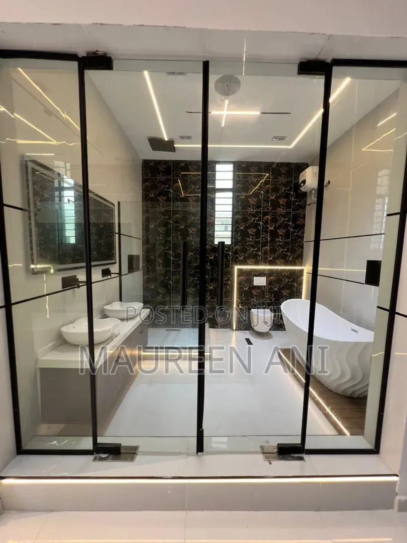 5bdrm Duplex in Cheron, Chevron for sale in Chevron