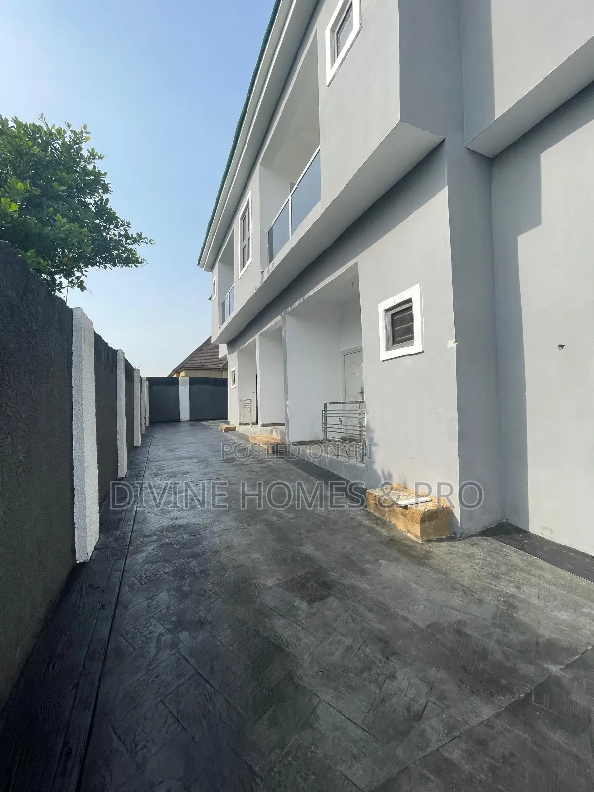 2bdrm Block of Flats in Kubwa for sale in Kubwa