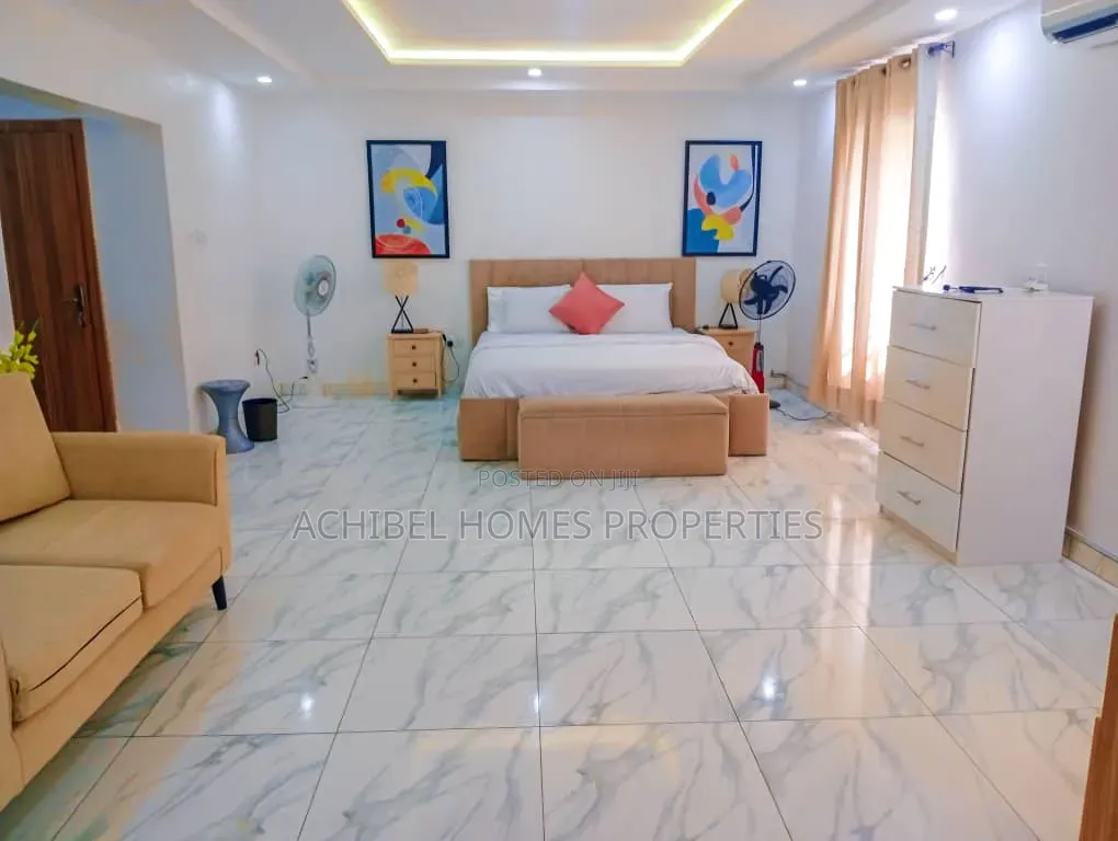 Furnished 4bdrm Duplex in Coleman Nwafor, Lekki Phase 2 for rent in Lekki Phase 2