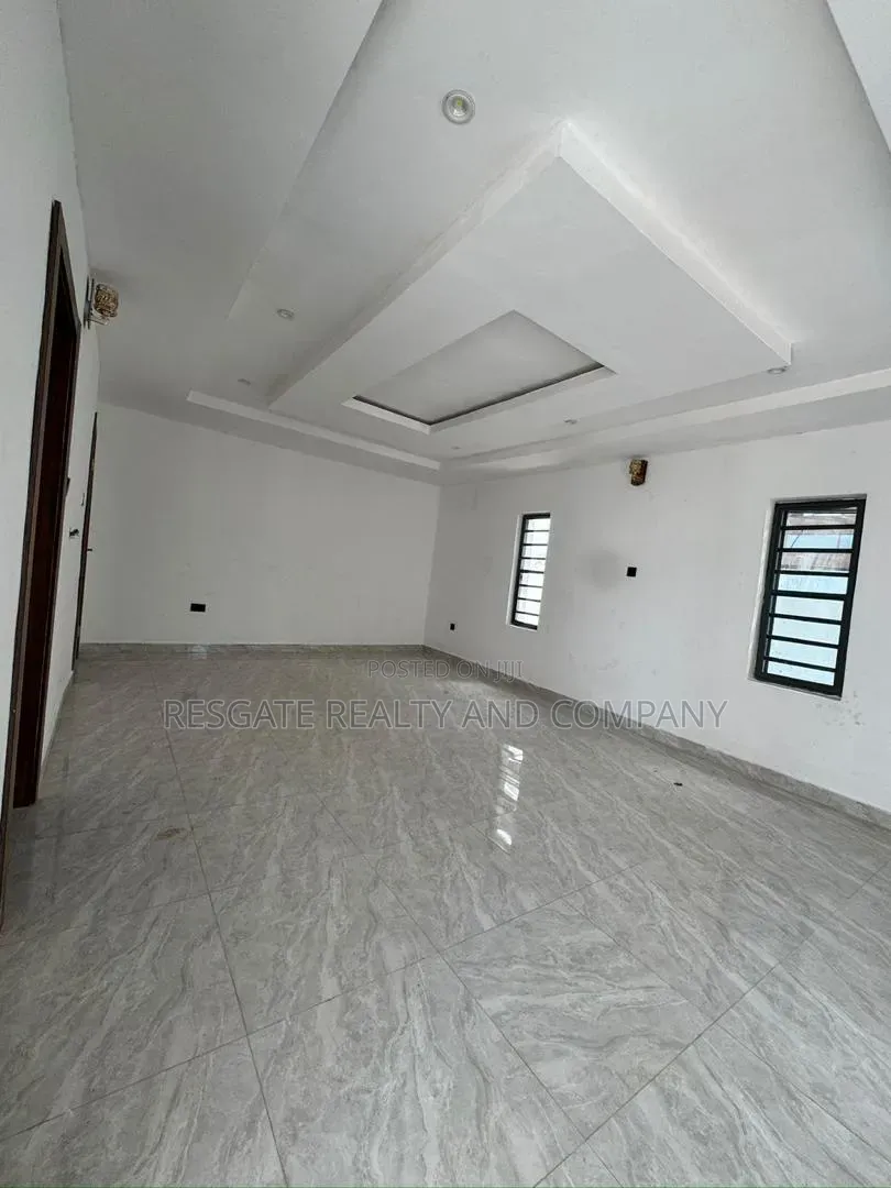 4bdrm Duplex in Onikoko Close, Agodi, Ibadan for rent in Ibadan
