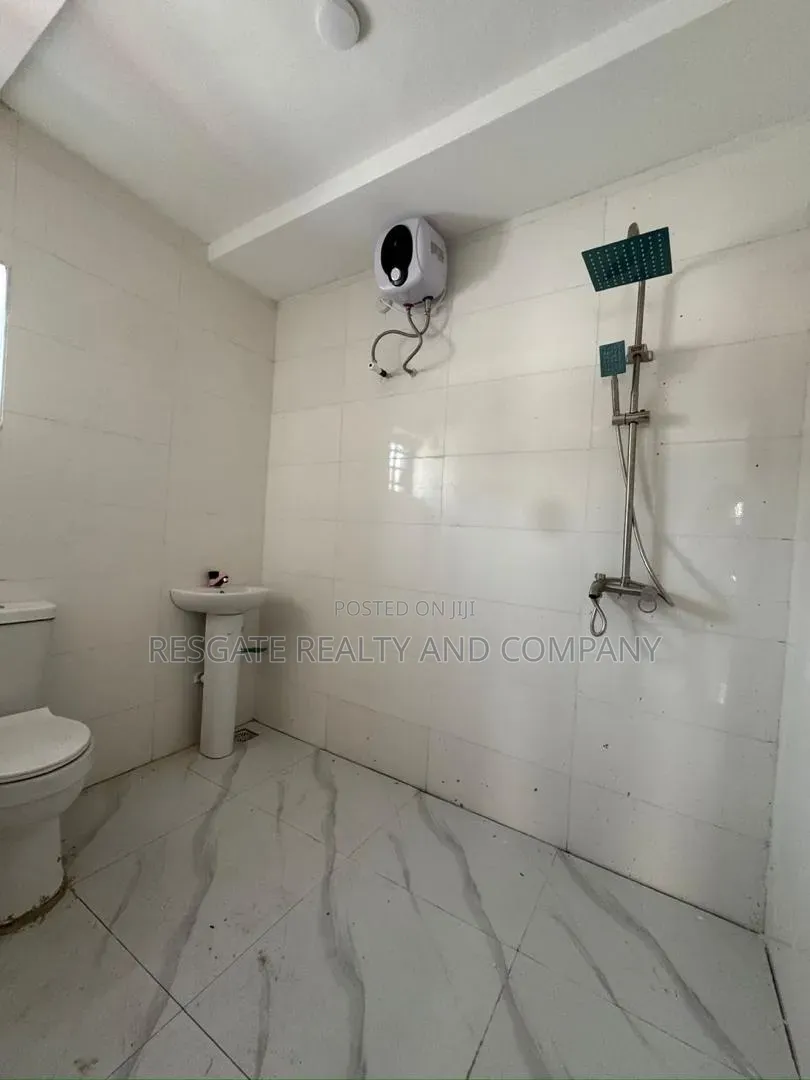 4bdrm Duplex in Onikoko Close, Agodi, Ibadan for rent in Ibadan