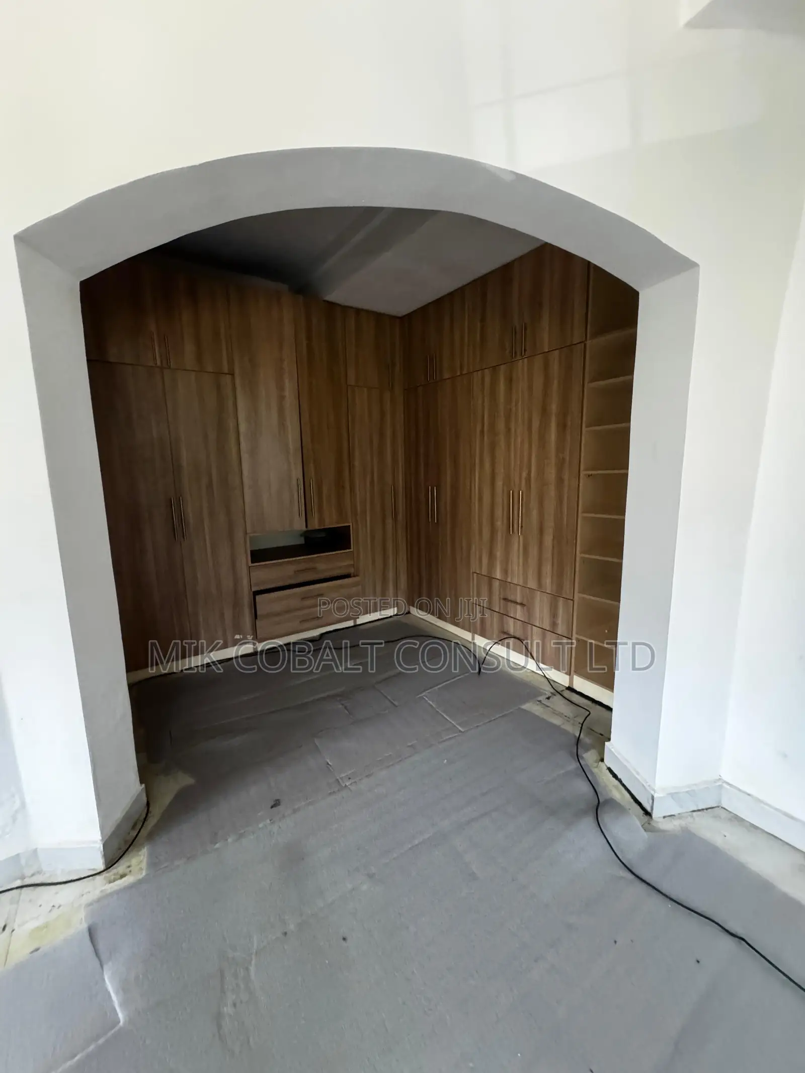 3bdrm Townhouse / Terrace in Diplomatic Zone, Katampe Extension in Katampe Extension