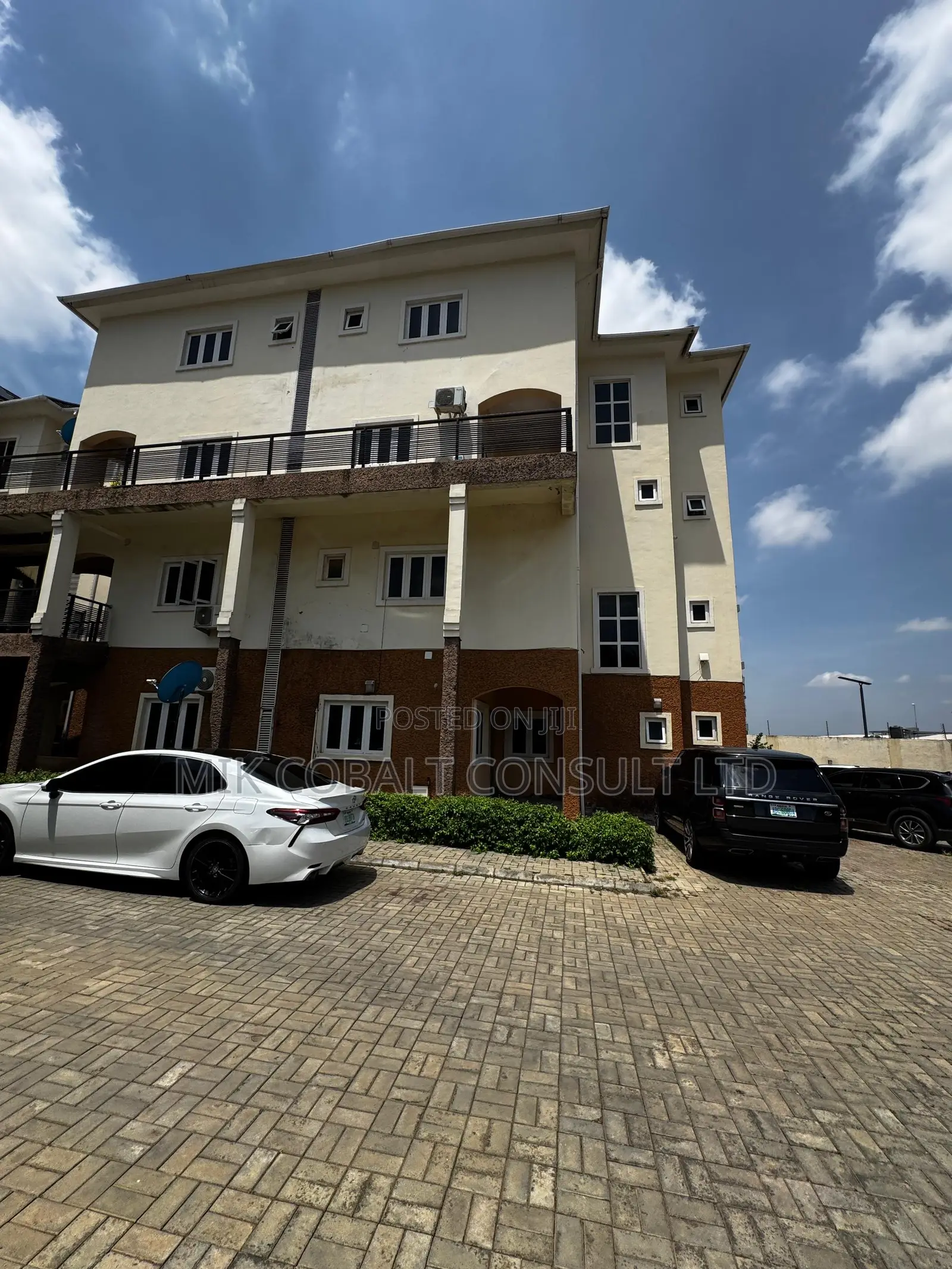 3bdrm Townhouse / Terrace in Diplomatic Zone, Katampe Extension in Katampe Extension