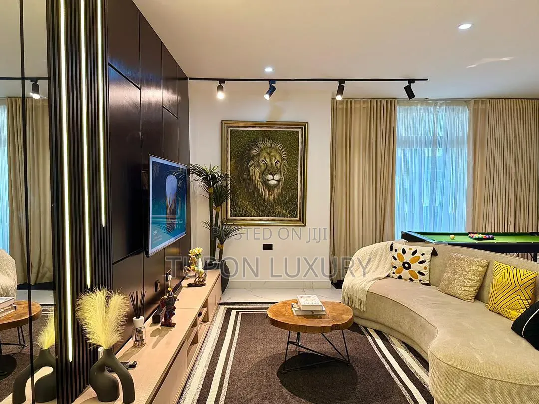 Luxury 1bedroom With Snooker, Pool and Many More in Lekki Phase 1