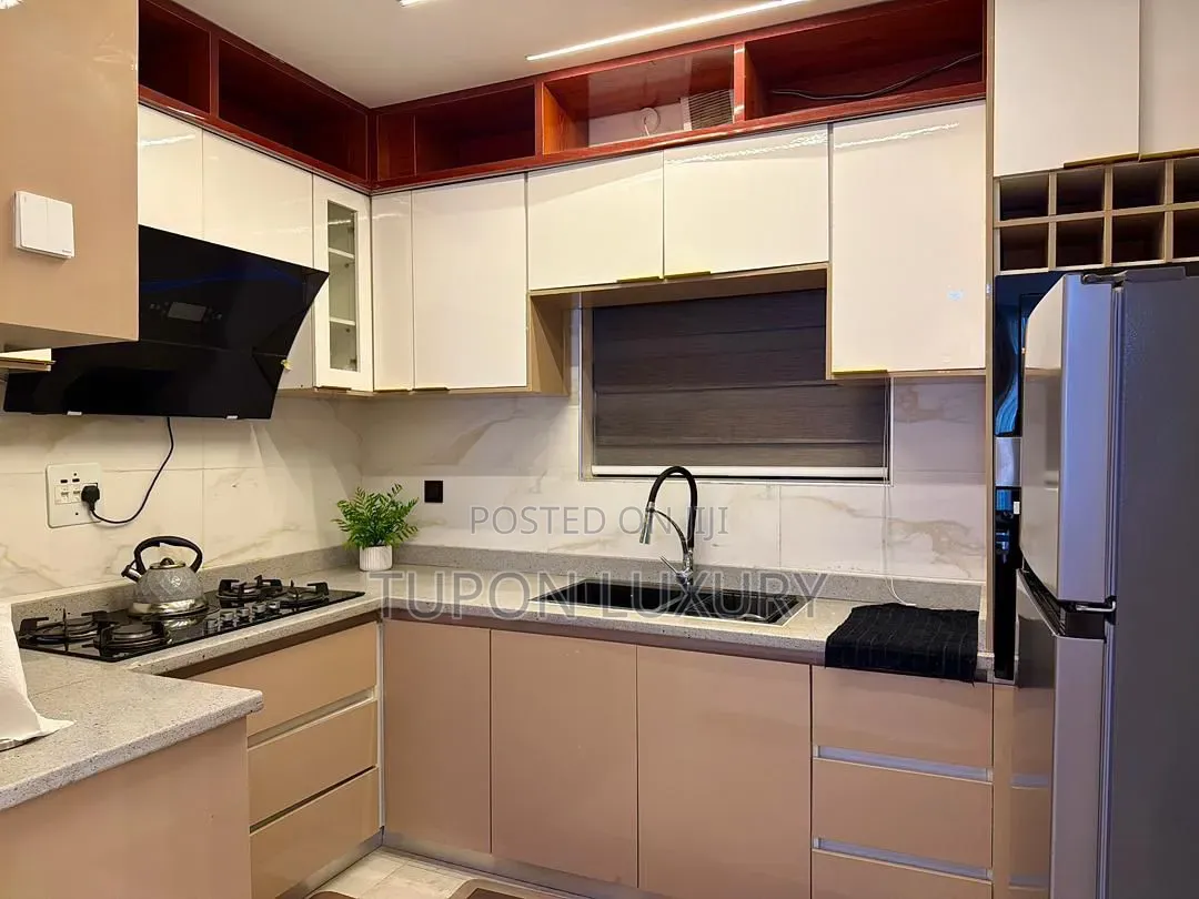 Luxury 1bedroom With Snooker, Pool and Many More in Lekki Phase 1