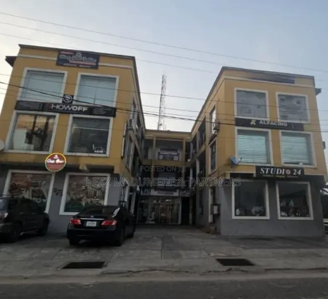 For Sale Commercial Plaza in Owerri Imo State in Owerri