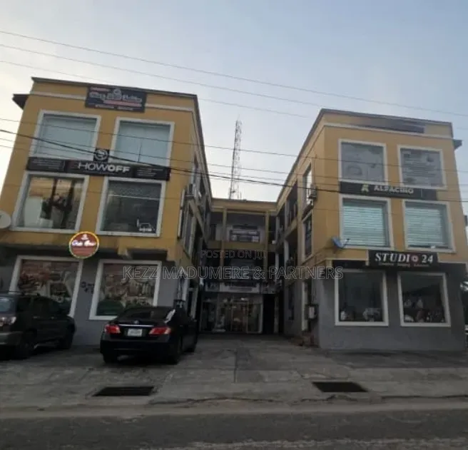 For Sale Commercial Plaza in Owerri Imo State in Owerri