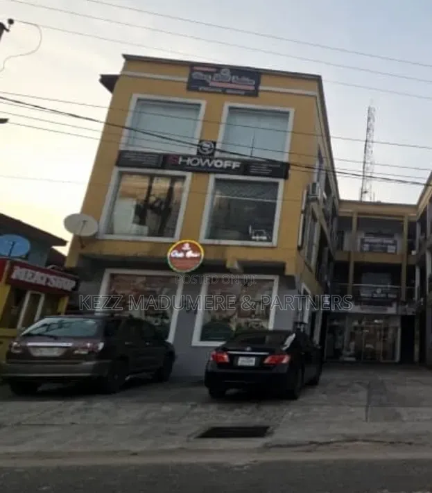 For Sale Commercial Plaza in Owerri Imo State in Owerri