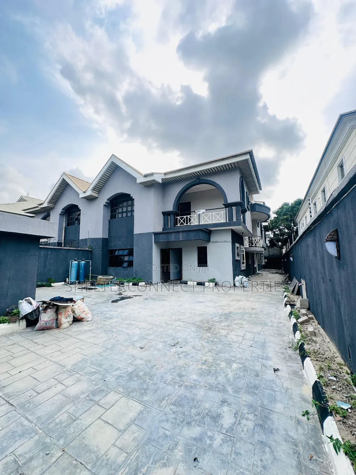 1bdrm Apartment in Lekki Phase 1 for rent in Lekki Phase 1