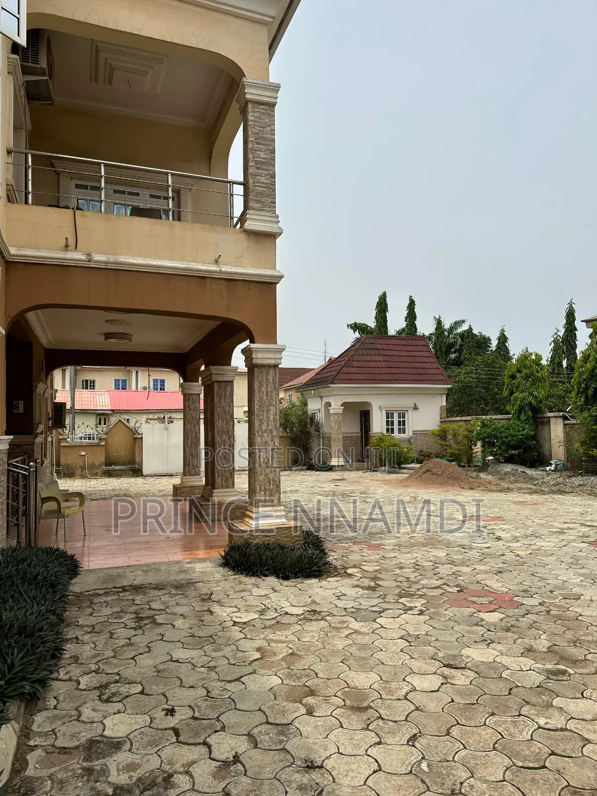 4bdrm Duplex in 64 Crescent Gwarimpa, Life Camp for sale in Life Camp