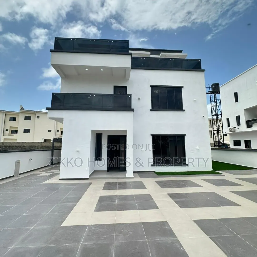 4bdrm Duplex in Osapa London for sale in Osapa london