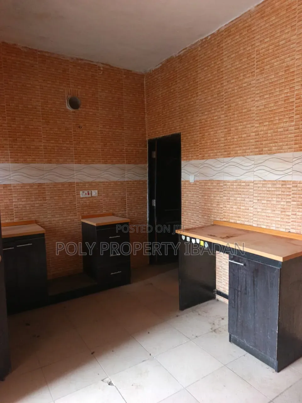 3bdrm Apartment in Harmony Estate, Akobo for rent in Akobo
