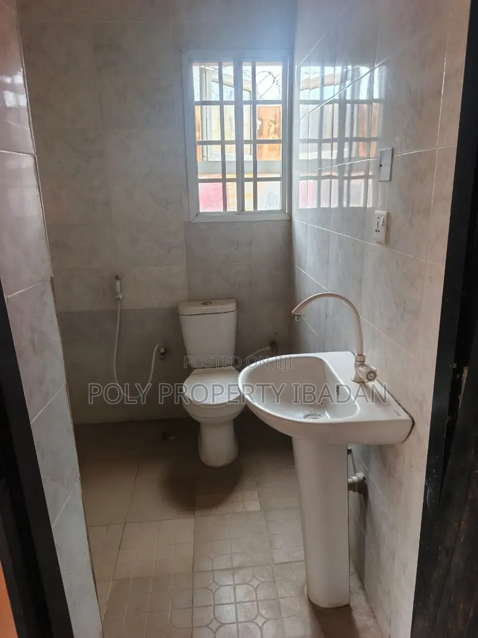 3bdrm Apartment in Harmony Estate, Akobo for rent in Akobo