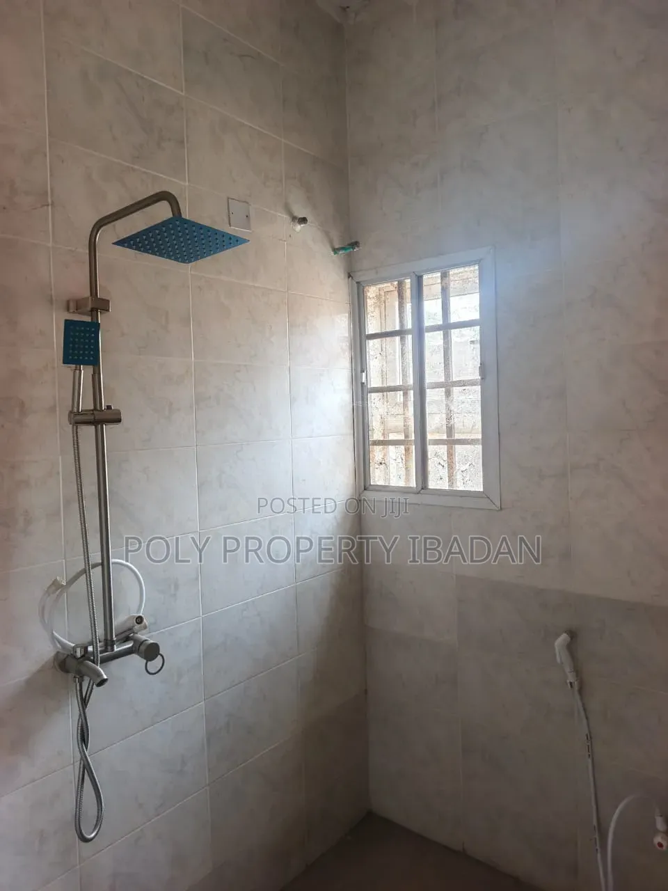 3bdrm Apartment in Harmony Estate, Akobo for rent in Akobo