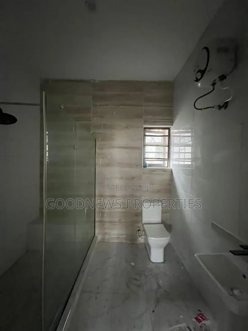 4bdrm Duplex in Chevron Lekki Lagos for rent in Chevron