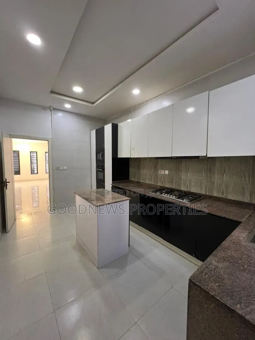 4bdrm Duplex in Ikate , Lagos State for rent in Ikate