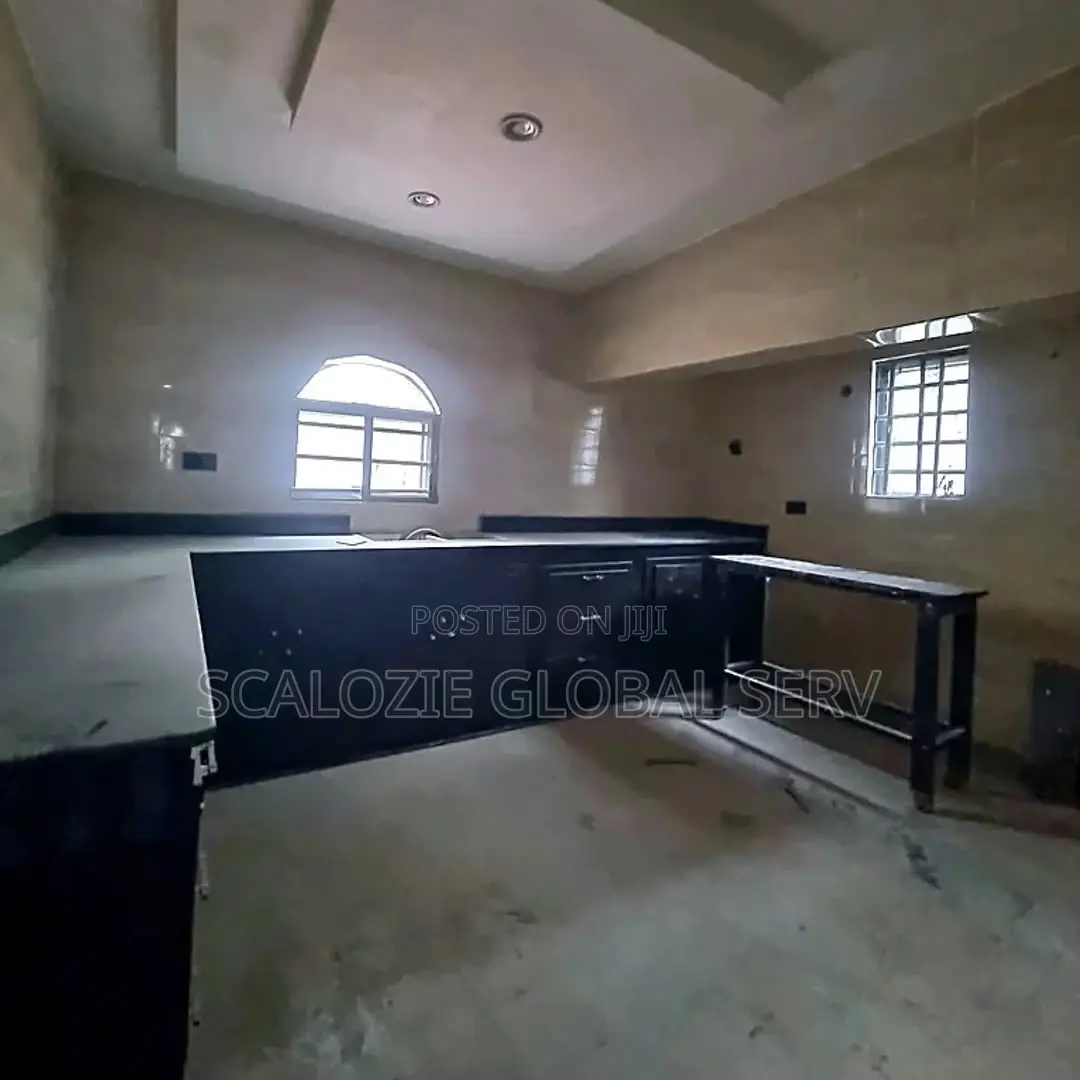 5bdrm Duplex in Shell Cooperative, Port-Harcourt for sale in Port-Harcourt