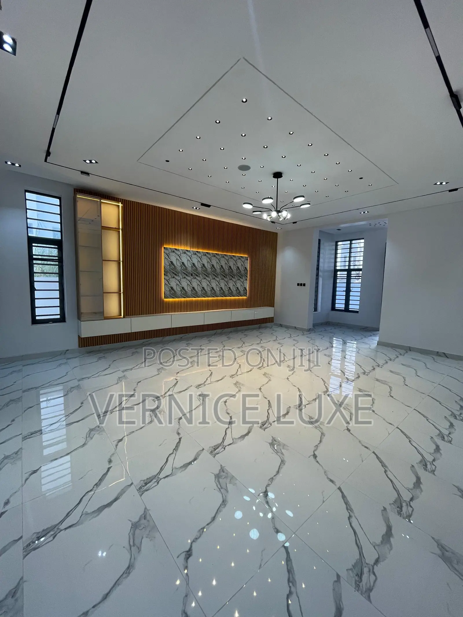 5bdrm Duplex in Vgc for sale in VGC / Ajah