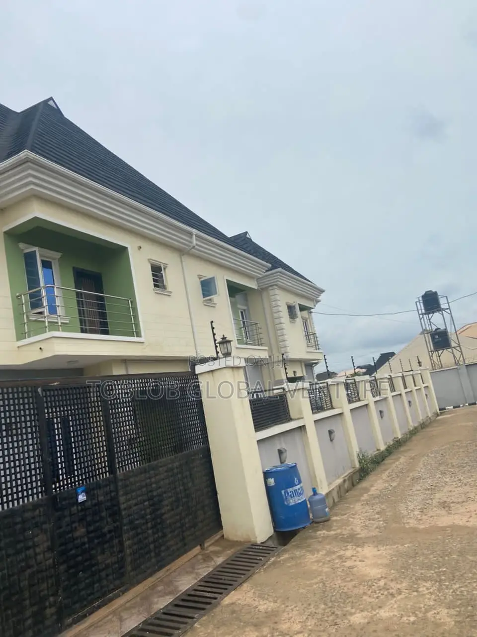 3bdrm Duplex in Akala Express for sale in Akala Express