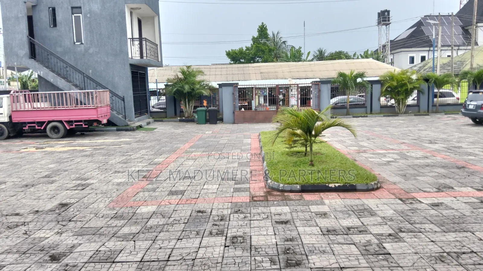To Let / Lease : 800 Seats Capacity Hall With Gallery at Nta Rd , Ph in Uzoba
