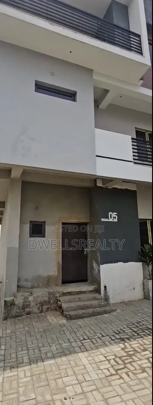 4bdrm Townhouse/Terrace in Boite 311, Life Camp for sale in Life Camp