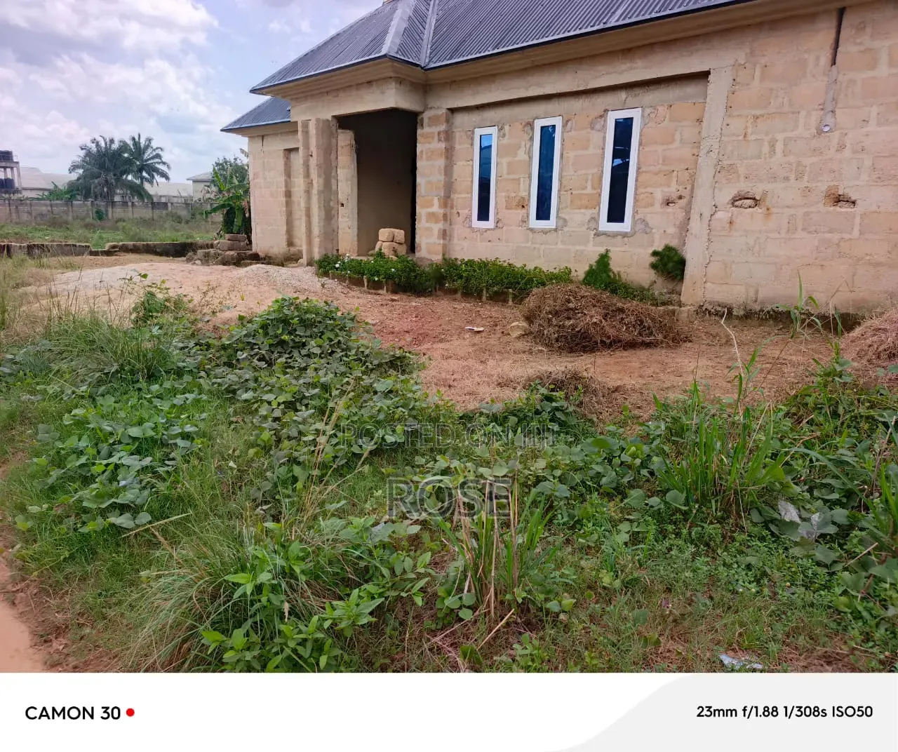 3bdrm Bungalow in Obio Etoi, Uyo for sale in Uyo
