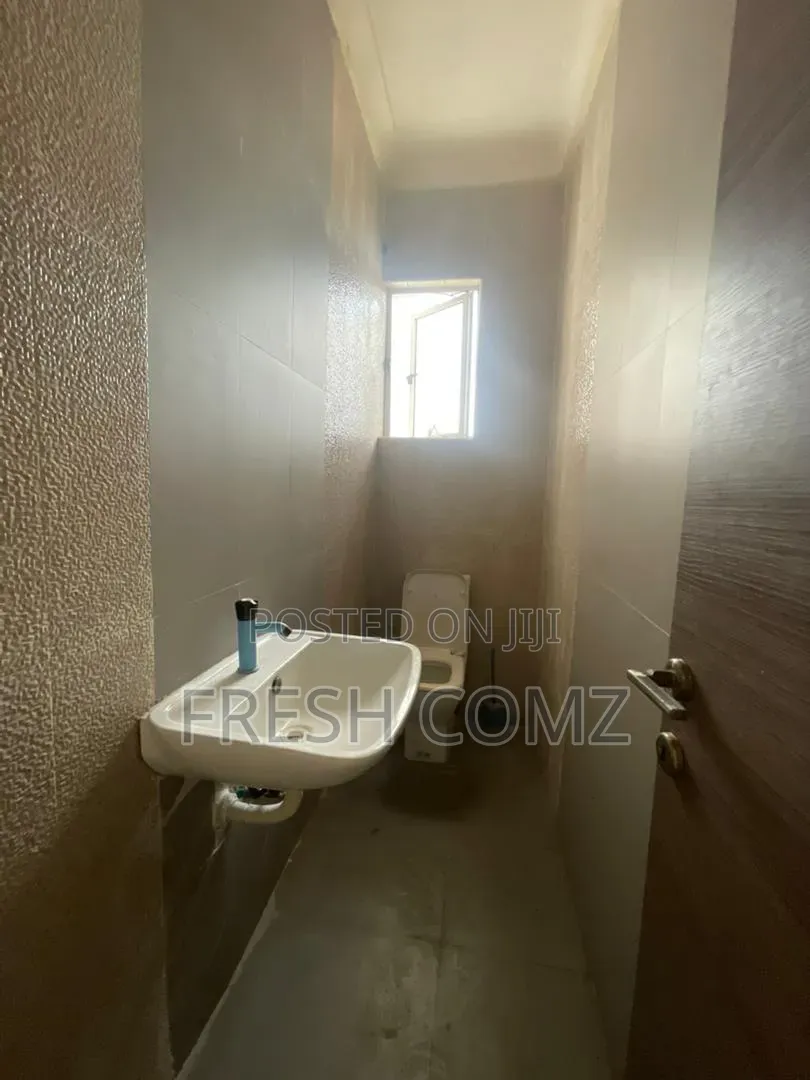 Mini Flat in Chevy View Chevron for rent in Chevron