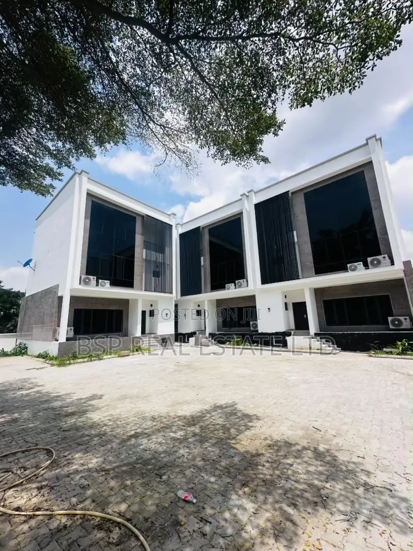 4bdrm Townhouse / Terrace in Maitama for rent in Maitama