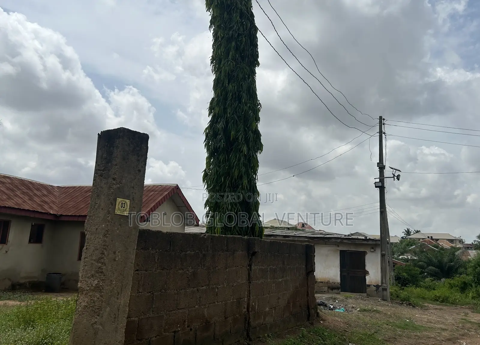Land for Sale With Building on the Property in Akala Express