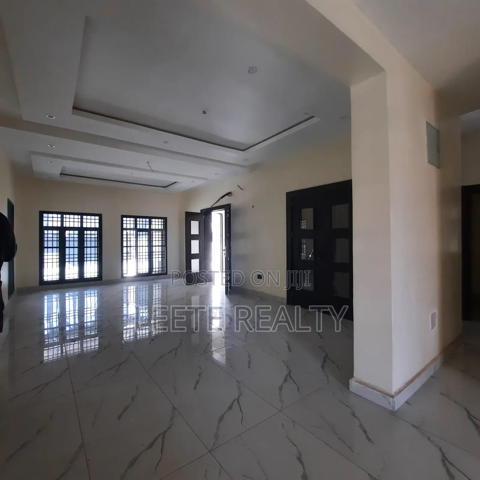 5bdrm Duplex in Gwarinpa, Life Camp for sale in Life Camp